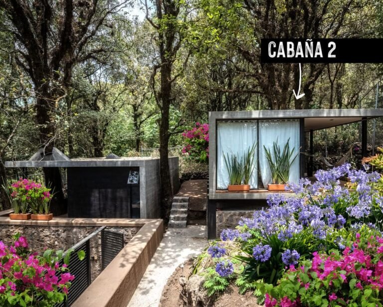 01-Fungi-Cabins-Cabana-02