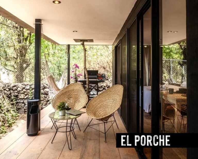 03-Fungi-cabins-Cabana-3