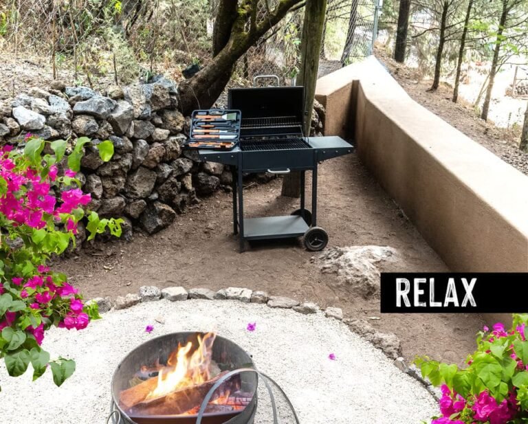 04-Fungi-Cabins-Cabana-01